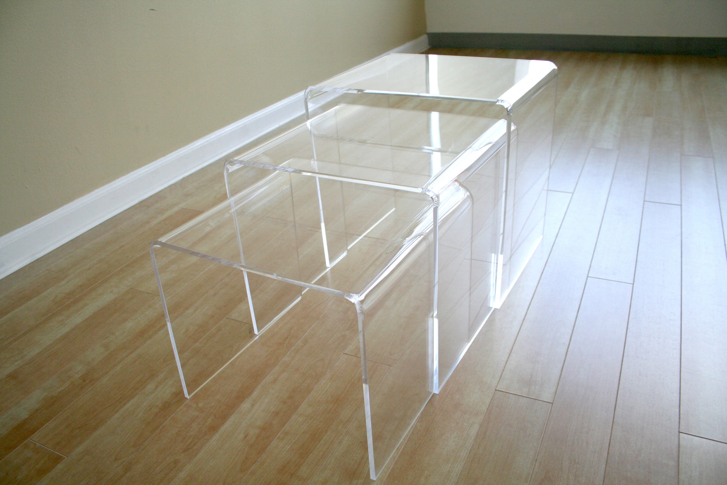 Acrylic Nesting Table Set 3-Piece Display Stands for Living Room Bedroom or Office Decor