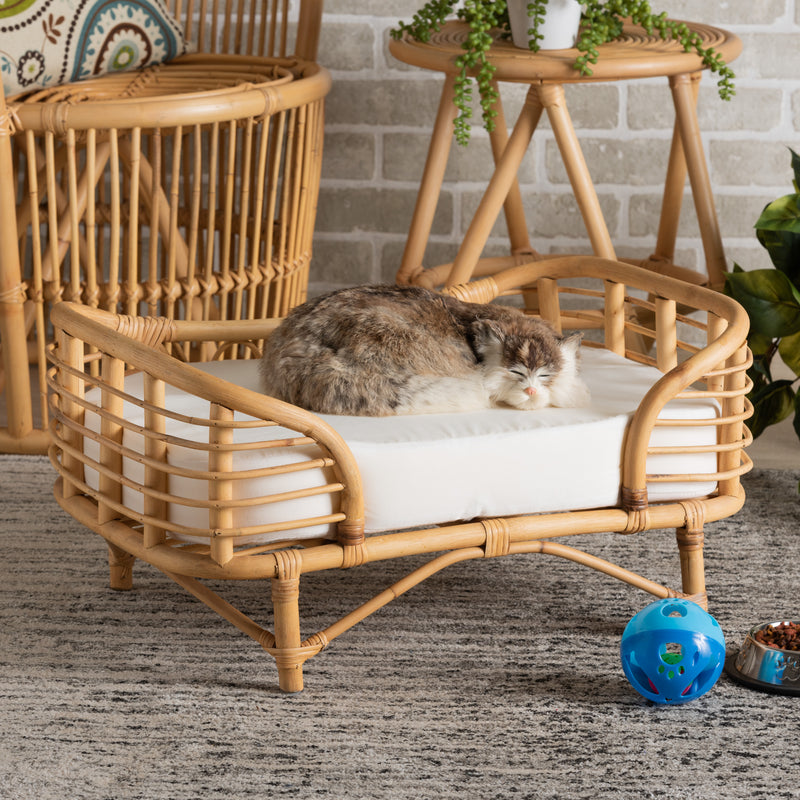 Malino Modern Bohemian Rattan Pet Bed Natural Brown Design with Comfortable Cushion for Stylish Pet Comfort