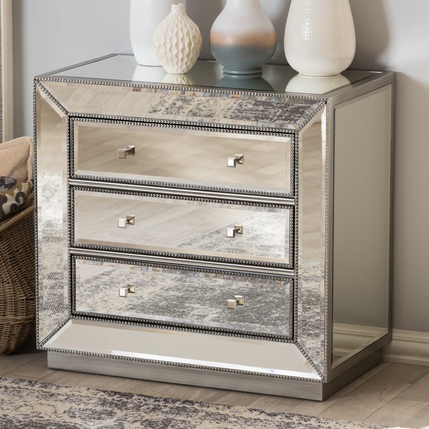 Edeline Mirrored 3-Drawer Cabinet in Hollywood Regency Style - Elegant Storage with Reflective Finish for Living Room or Bedroom Decor