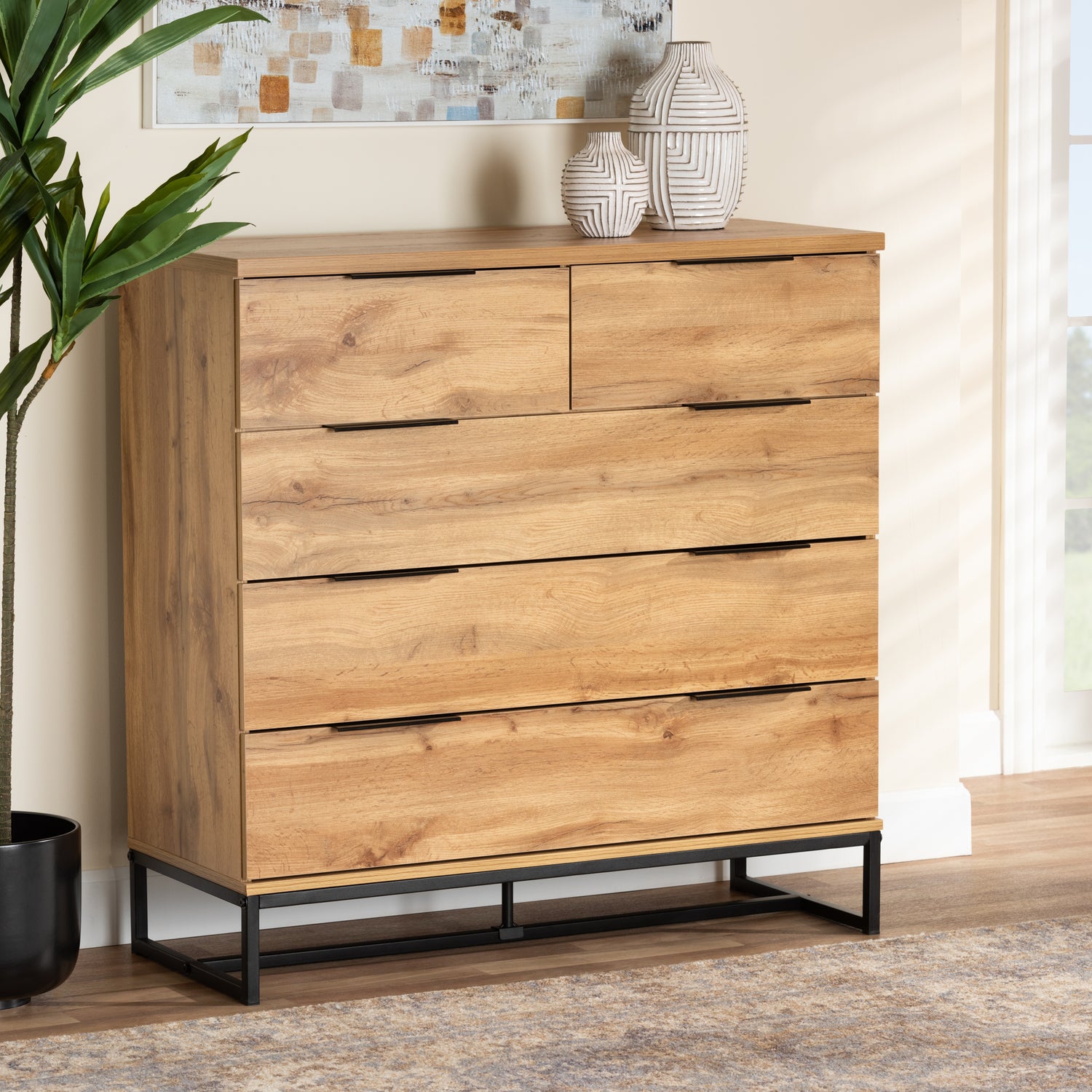 Franklin 5-Drawer Bedroom Chest in Modern Style with Oak Wood and Black Metal Accents